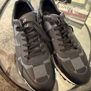 Louis Vuitton Monochrome Patterned Sneakers